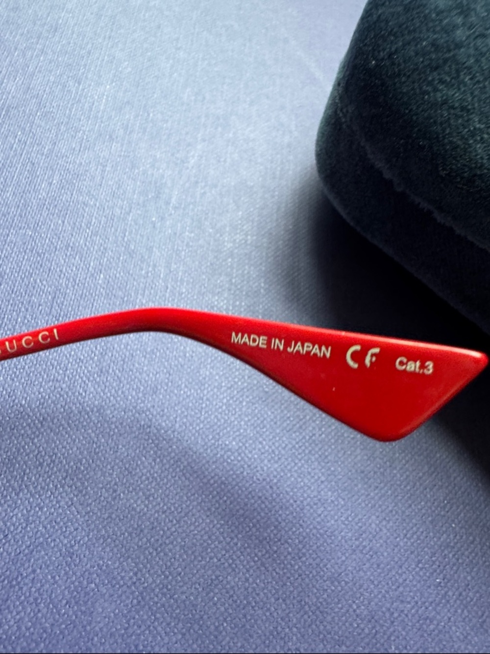 Gucci GG0107S Sunglasses - Picture 5 of 6